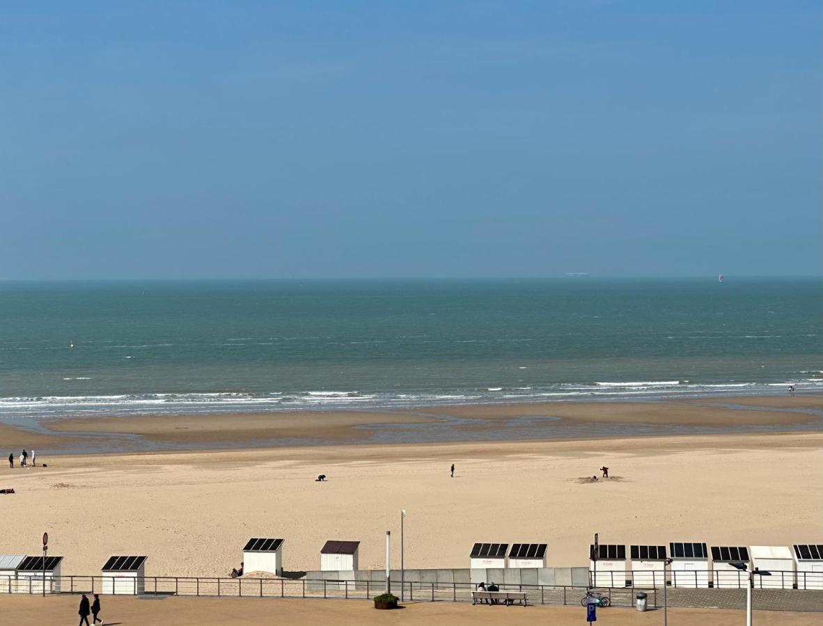 Oostende Luxury Seaview Studio - Large Terrace- Swimming Pool - Parking エクステリア 写真
