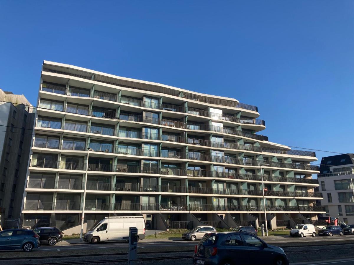 Oostende Luxury Seaview Studio - Large Terrace- Swimming Pool - Parking エクステリア 写真